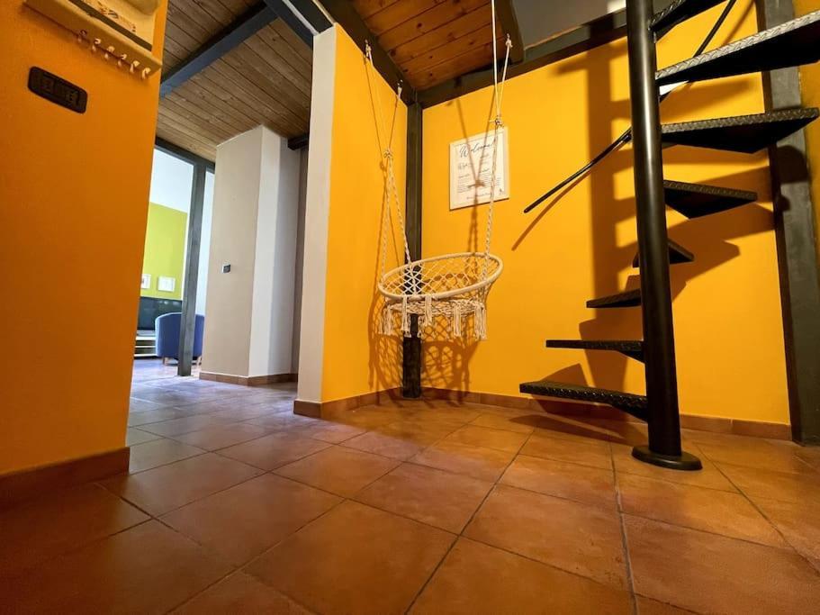 Апартаменты Loft Storico In Pieno Centro! Ливорно Экстерьер фото